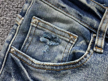 Carregar imagem no visualizador da galeria, Calça Amiri Jeans Snake
