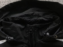 Carregar imagem no visualizador da galeria, Jaqueta Supreme X Umbro Tracksuit
