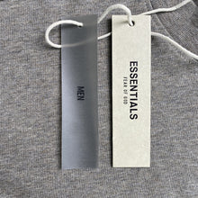 Carregar imagem no visualizador da galeria, Camiseta Essentials Fear of God
