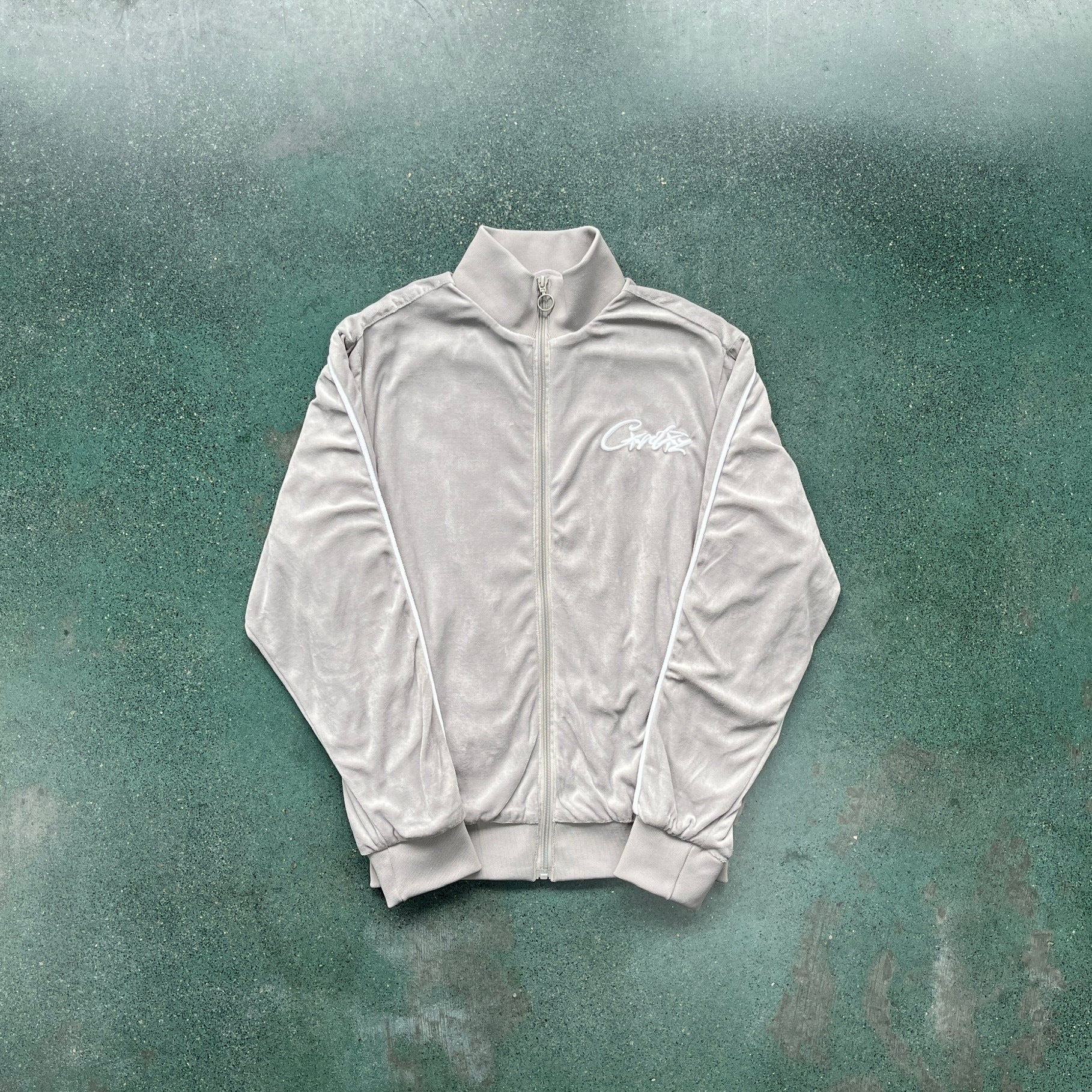 Conjunto Corteiz Veludo Velvet Track Set Cinza